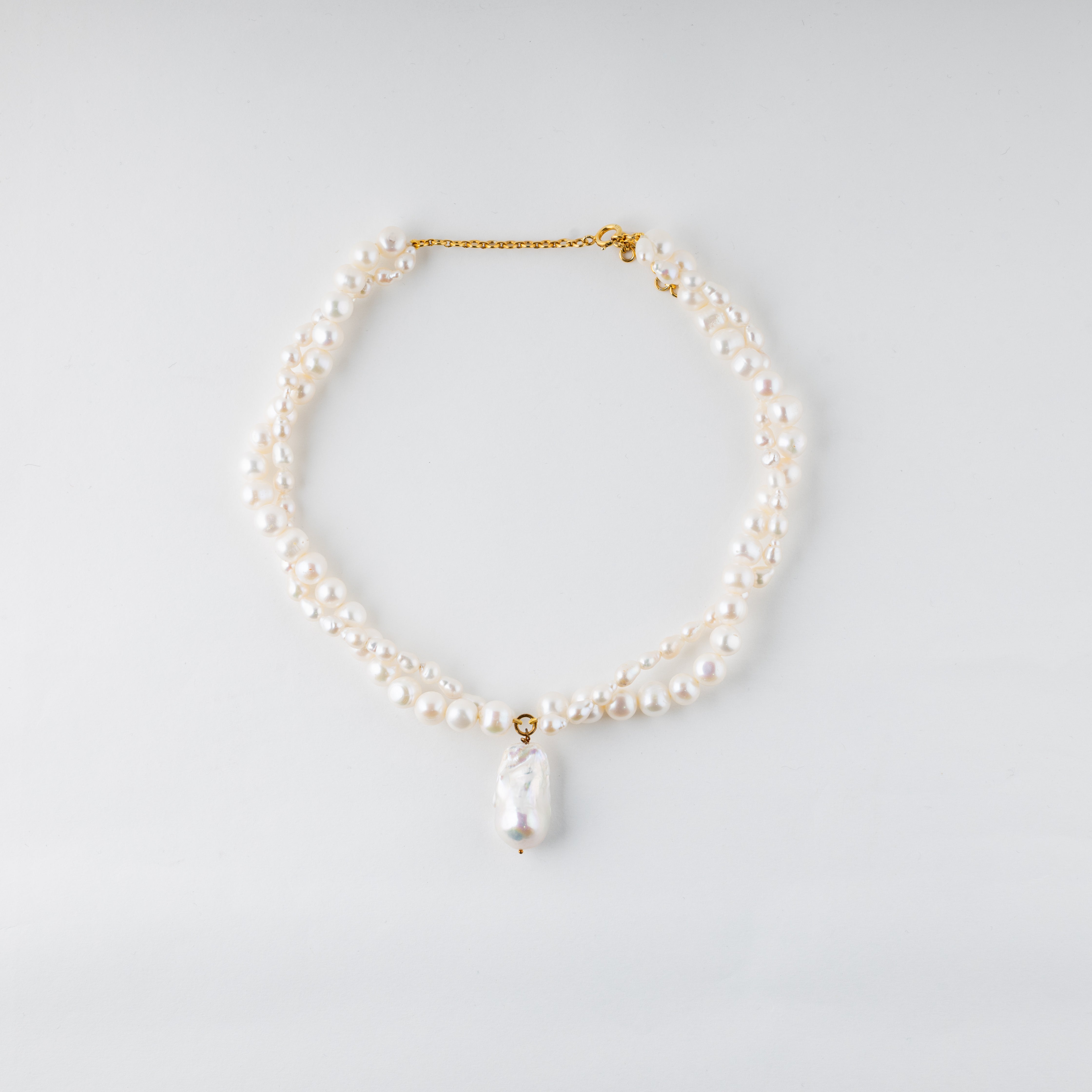 White Twisted Pearl Necklace with White Pearl Baroque Pendant