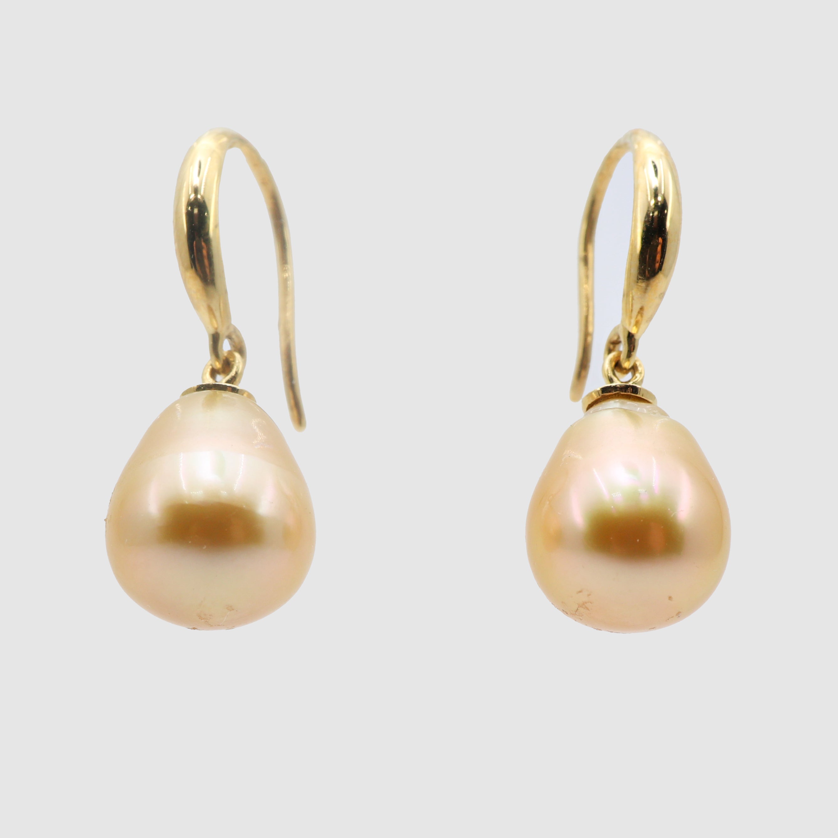 Golden South Sea Pearl Drop Shaped 12mm in 18k Gold