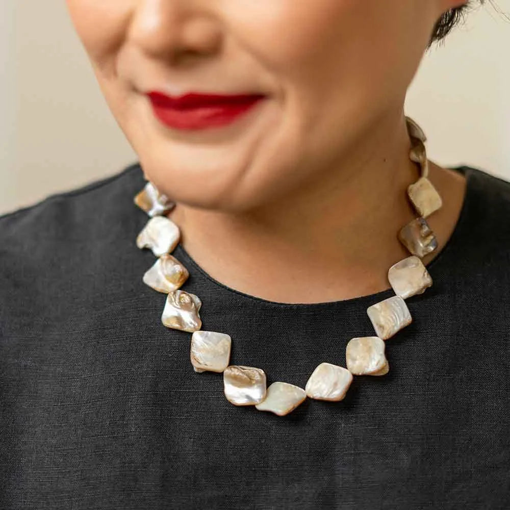 Mother of Pearl Necklace in Silver Gold Plating