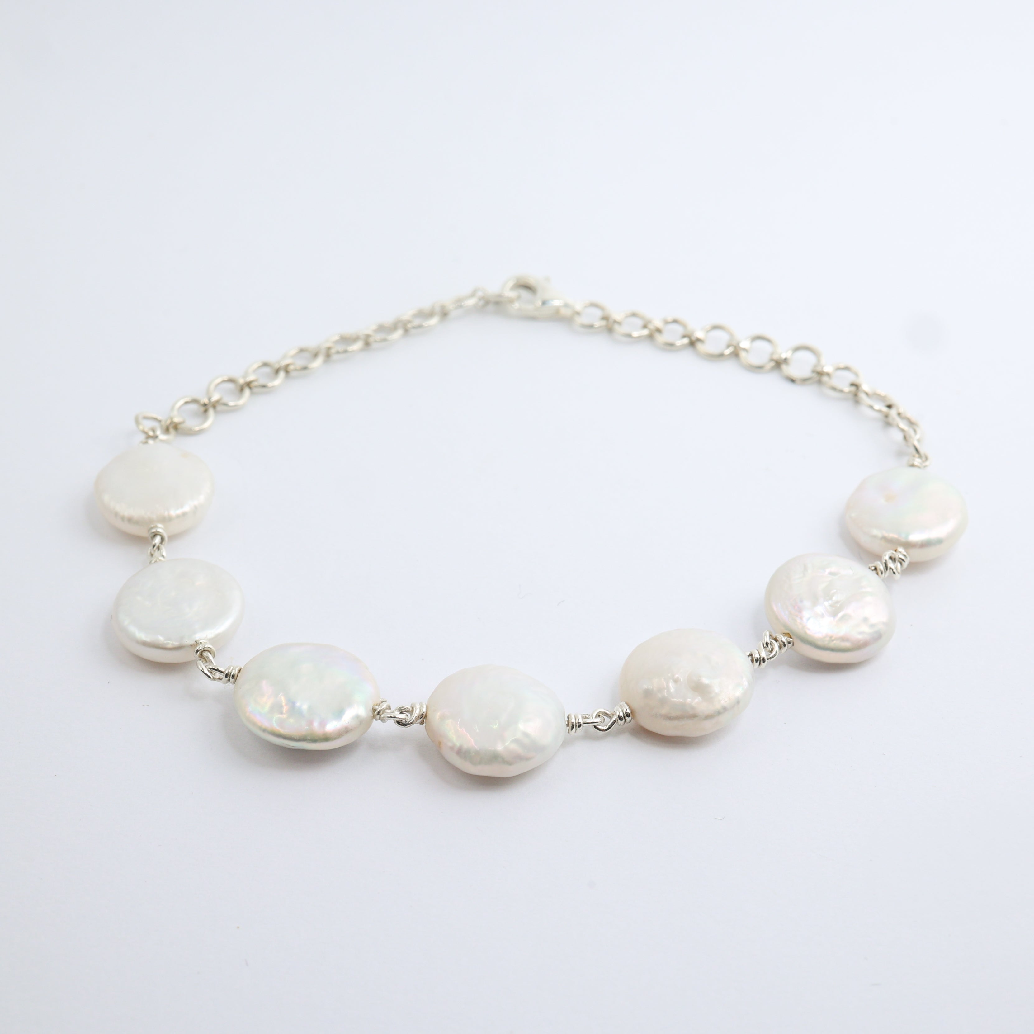 White Coin Pearl Bracelet in 18k White-Gold Plated Silver